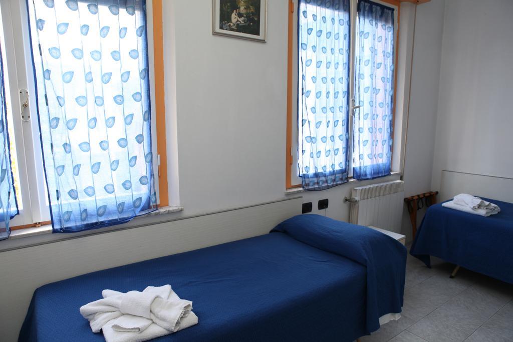 Hotel Saxon Rímini Habitación foto