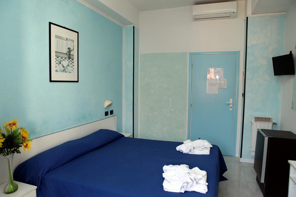 Hotel Saxon Rímini Habitación foto