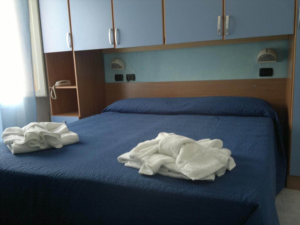 Hotel Saxon Rímini Habitación foto